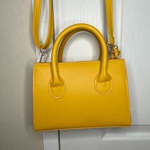 mustard yellow crossbody purse